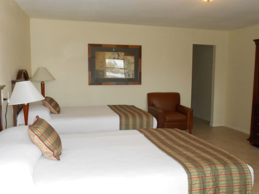 Alvin Extended Stay Buitenkant foto